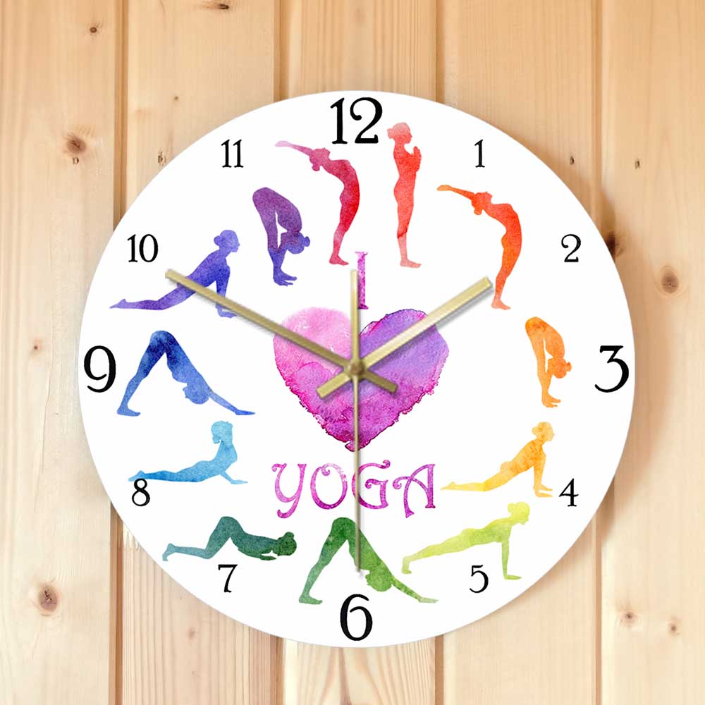 ساعة حائط مطبوعة بتصميم ألوان  - مراجعة Yoga Fitness Watch وسعره